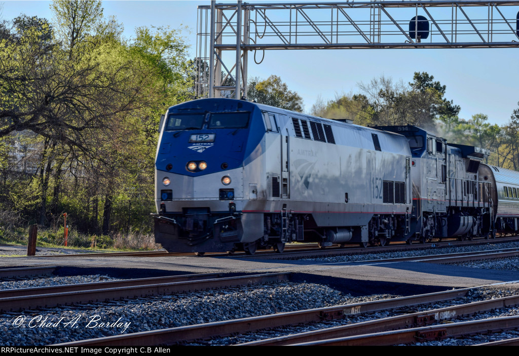 AN AMTRAK DASH 8